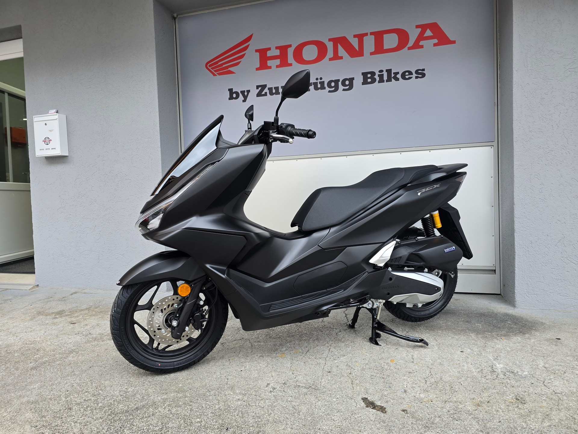 HONDA PCX 125 DX TFT. connectivity-image-4