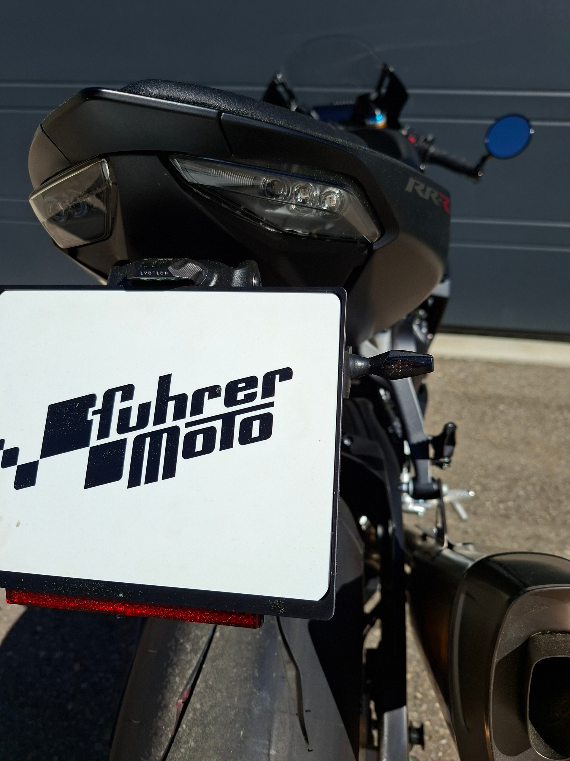 HONDA CBR 1000 RR-R SP "Limited Edition"-image-3