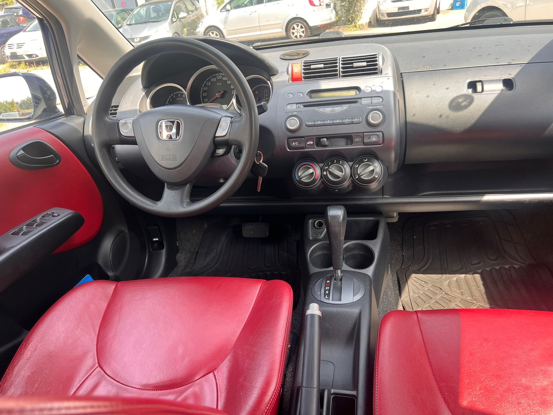HONDA Jazz 1.4i ES-image-6