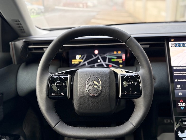 CITROEN C5 Aircross 1.2 Hybrid Plus-image-10