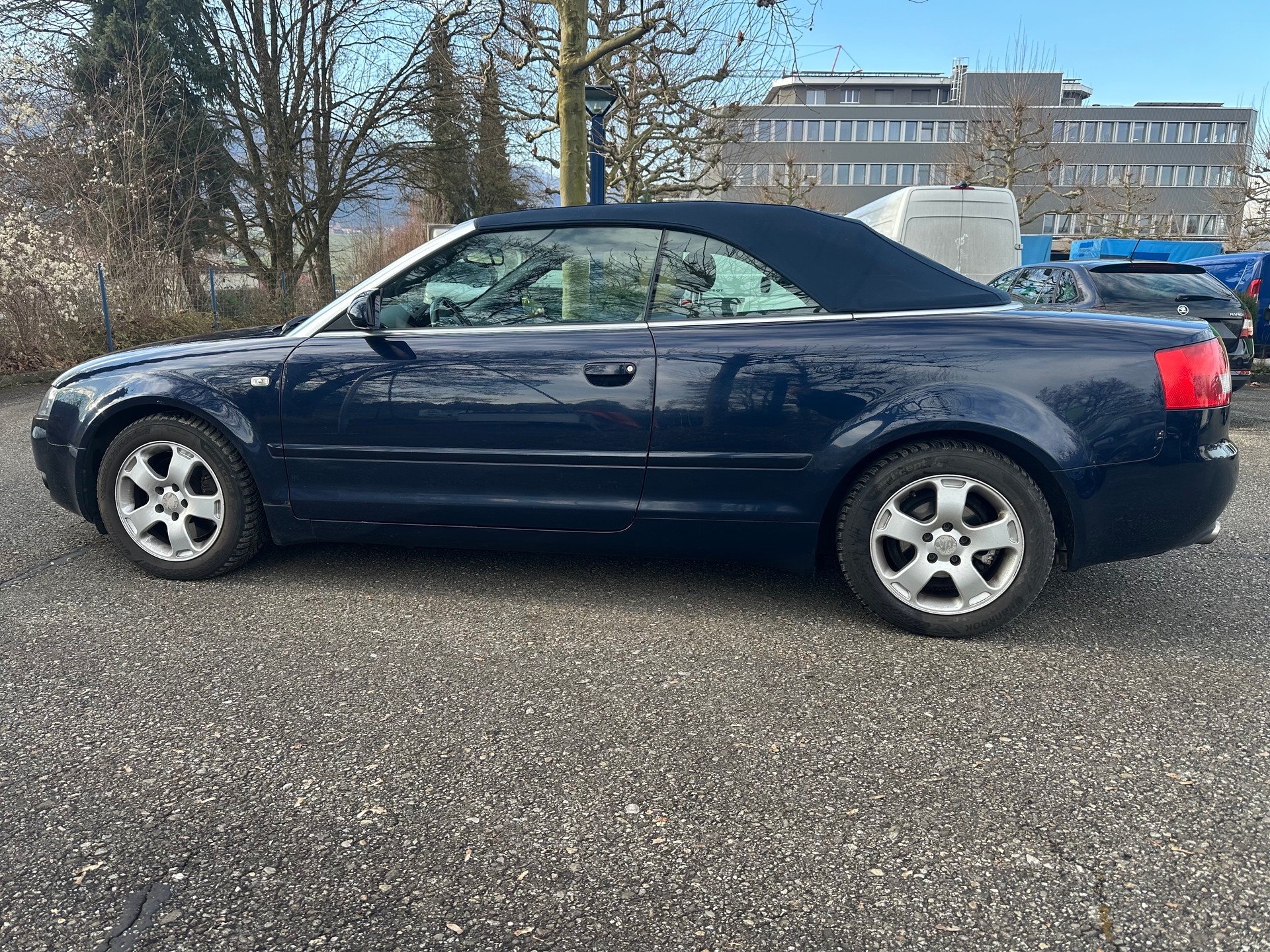 AUDI Cabrio Quattro-image-4