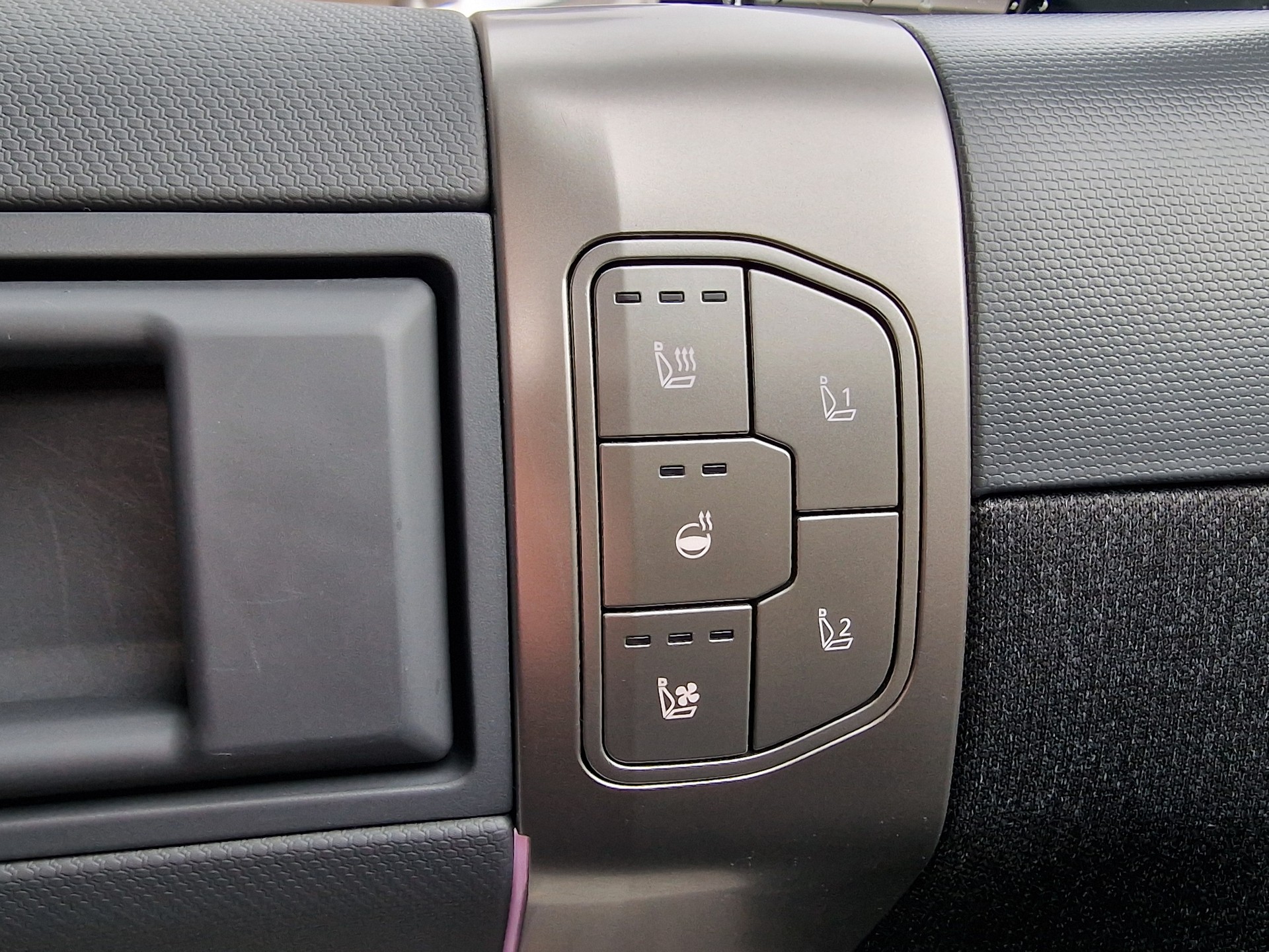 KIA EV3 81,4 kWh GT-Line-image-15
