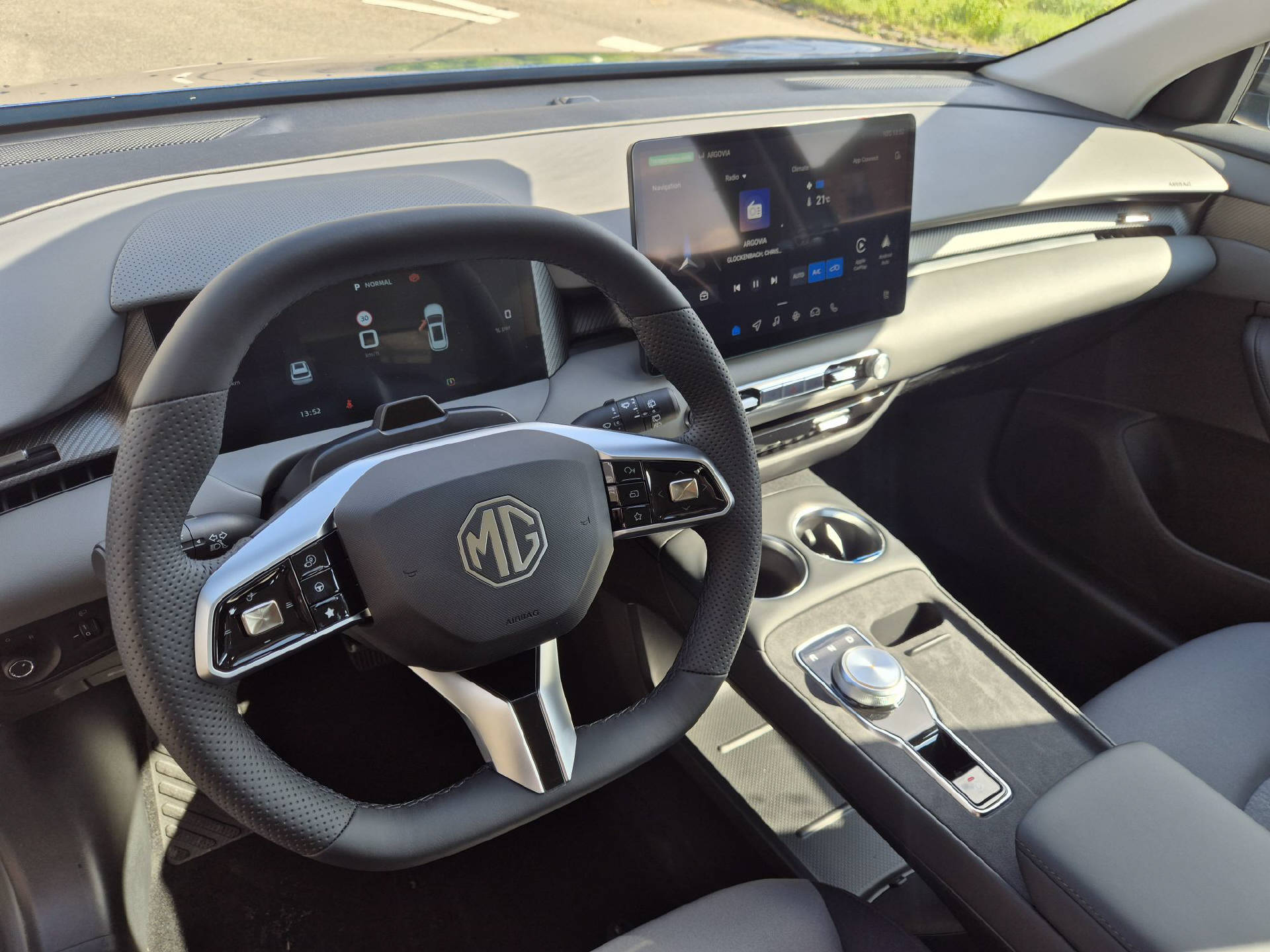 MG S5 EV 64 kWh Comfort-image-8