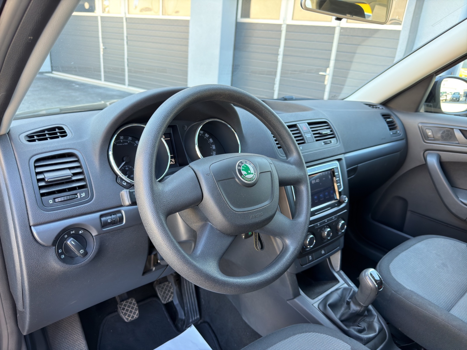 SKODA Yeti 2.0 TDI Ambition 4x4-image-21