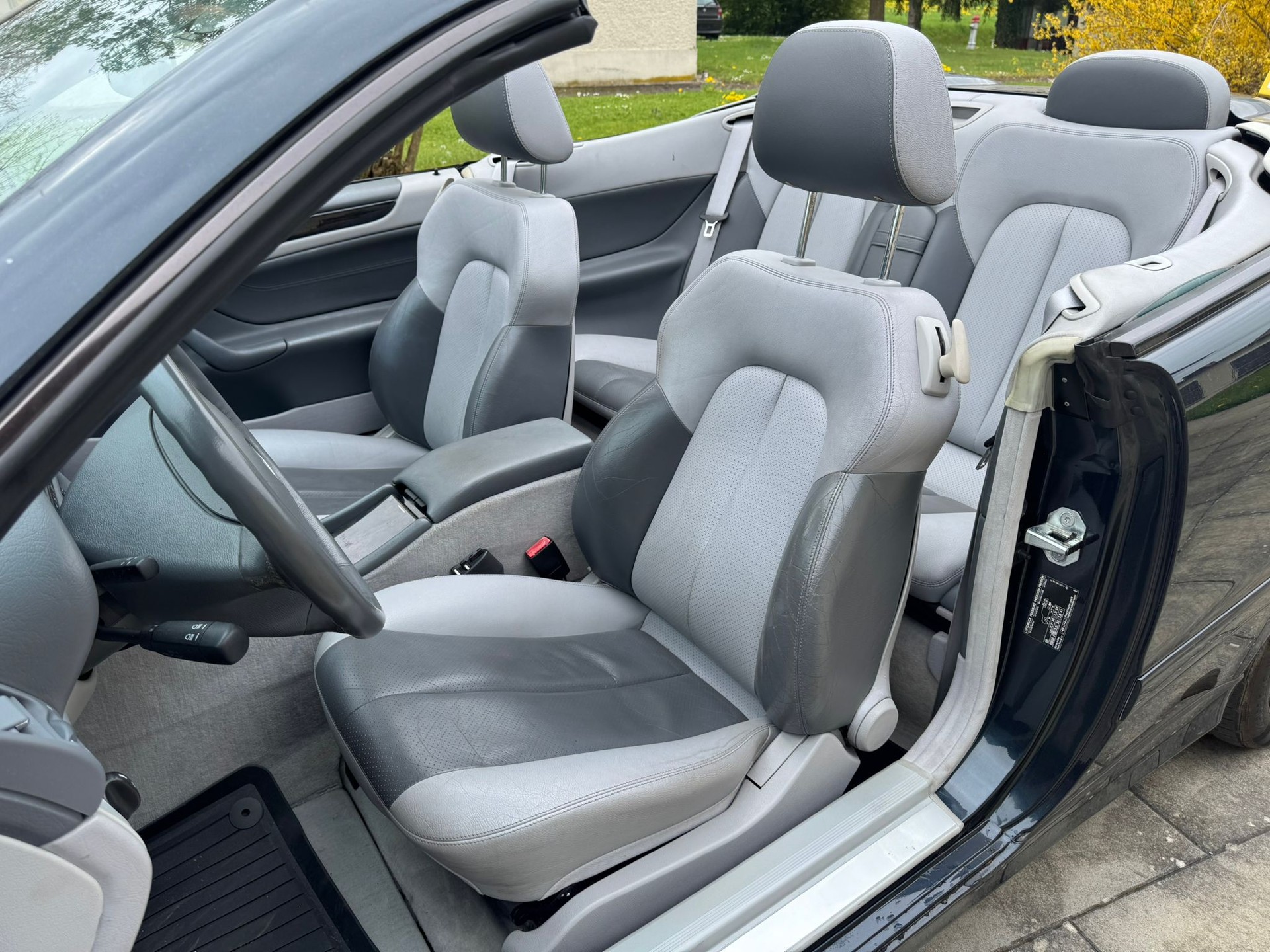 MERCEDES-BENZ CLK 230 K Avantgarde-image-14