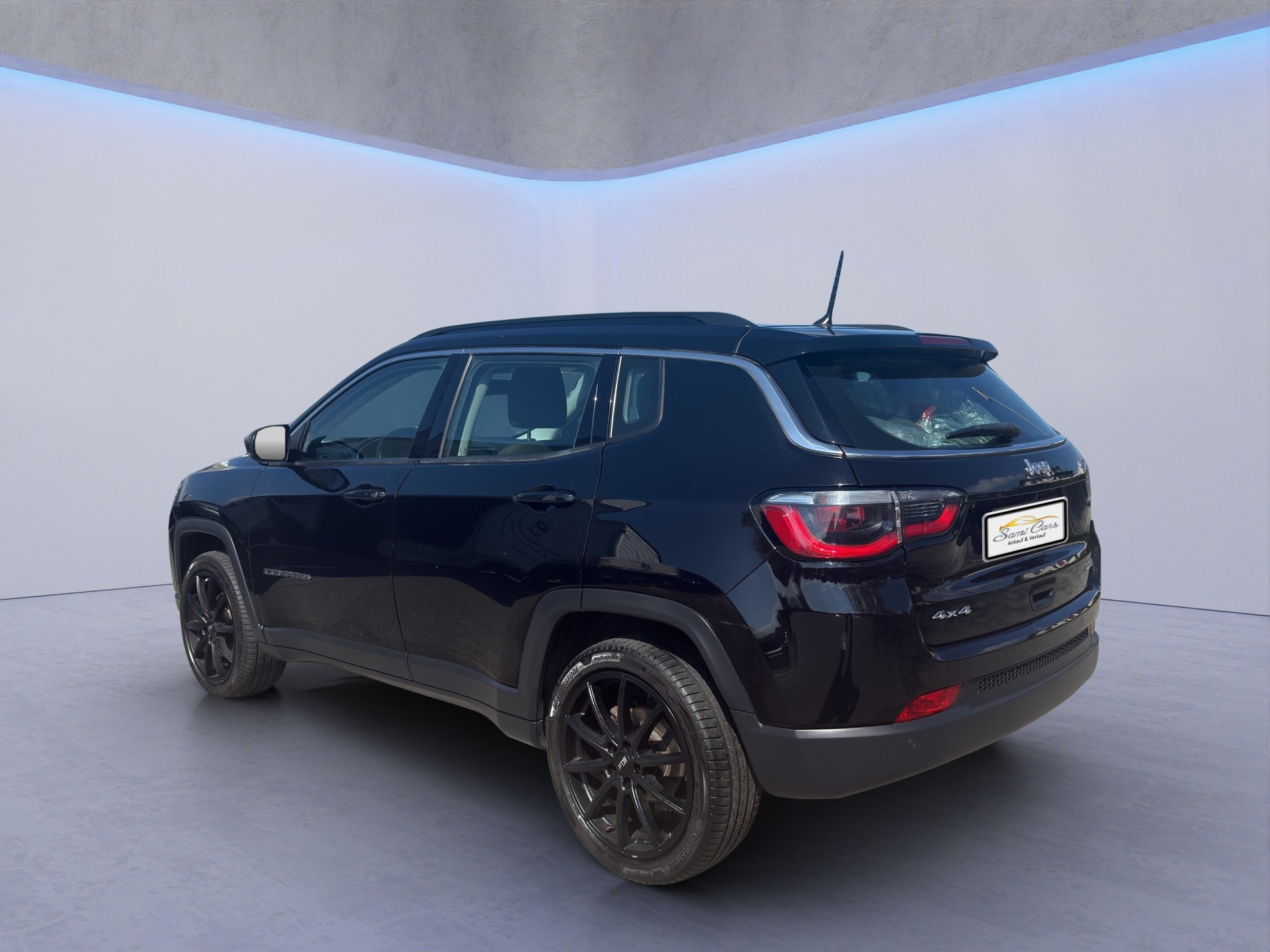 JEEP Compass 2.0CRD Longtitude AWD 9ATX-showroom-element-3
