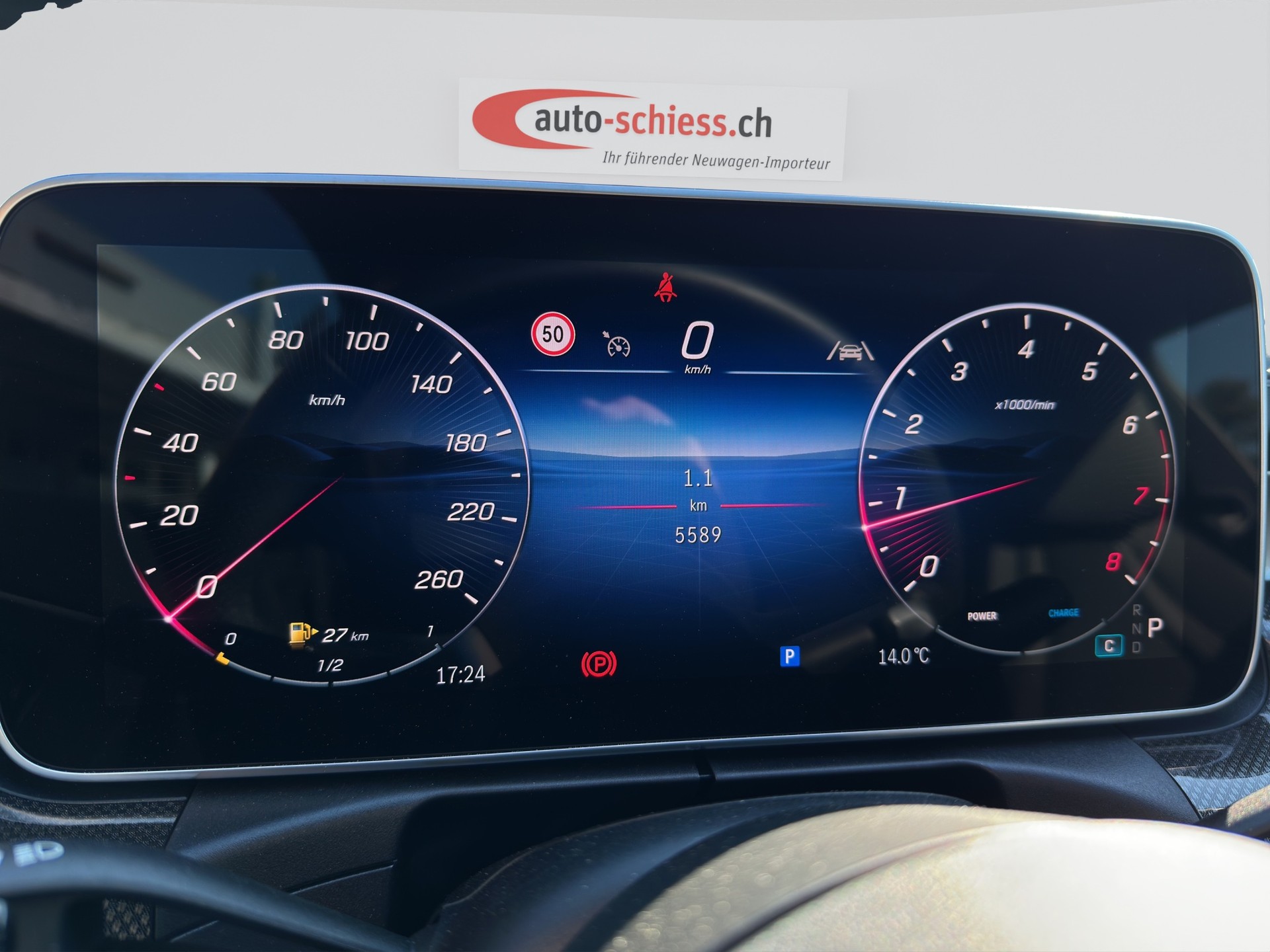 MERCEDES-BENZ CLE 200 AMG 9G-Tronic-image-10