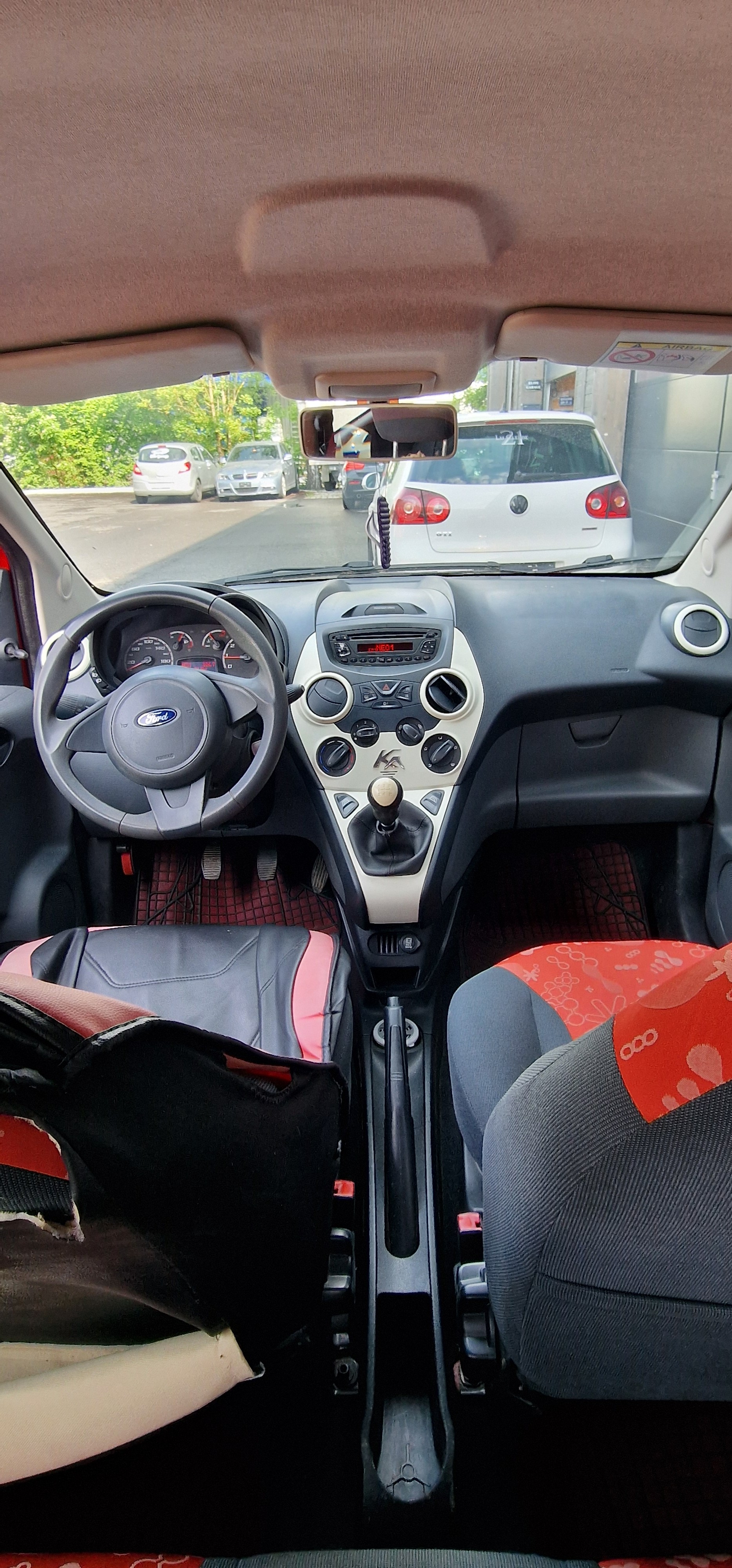 FORD KA 1.25 Titanium-image-10