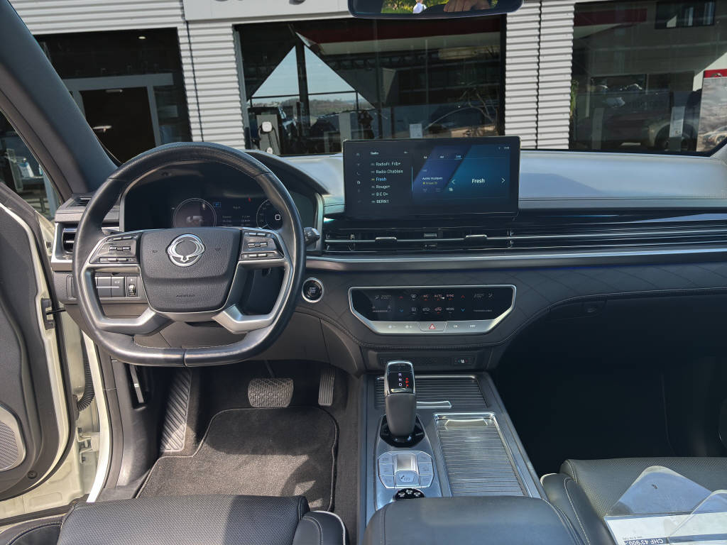 KGM-SsangYong Rexton RX 2.2 TD Sapphire 4WD AT-image-12