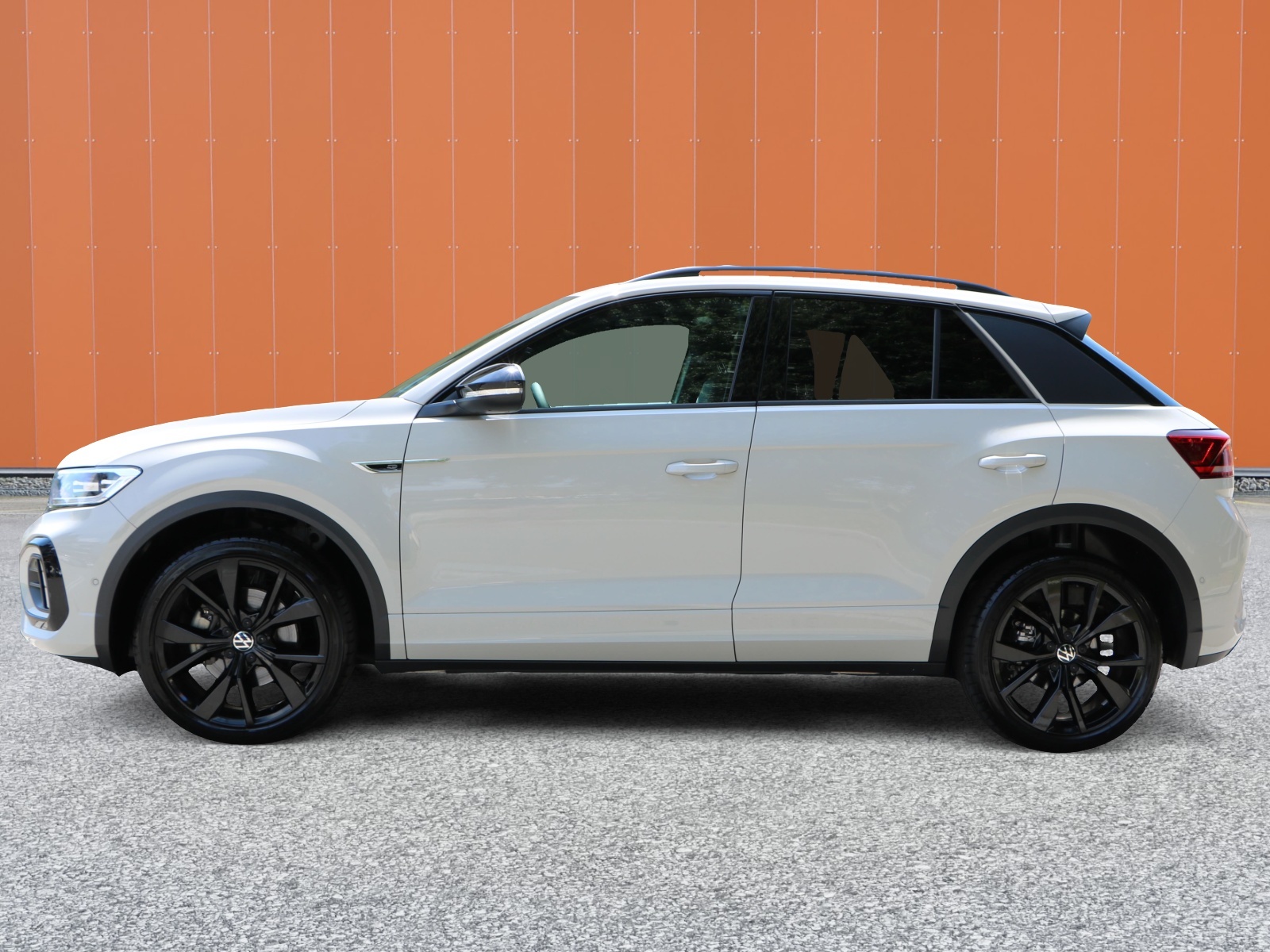 VW T-Roc 2.0 TSI R-Line DSG 4Motion-image-4