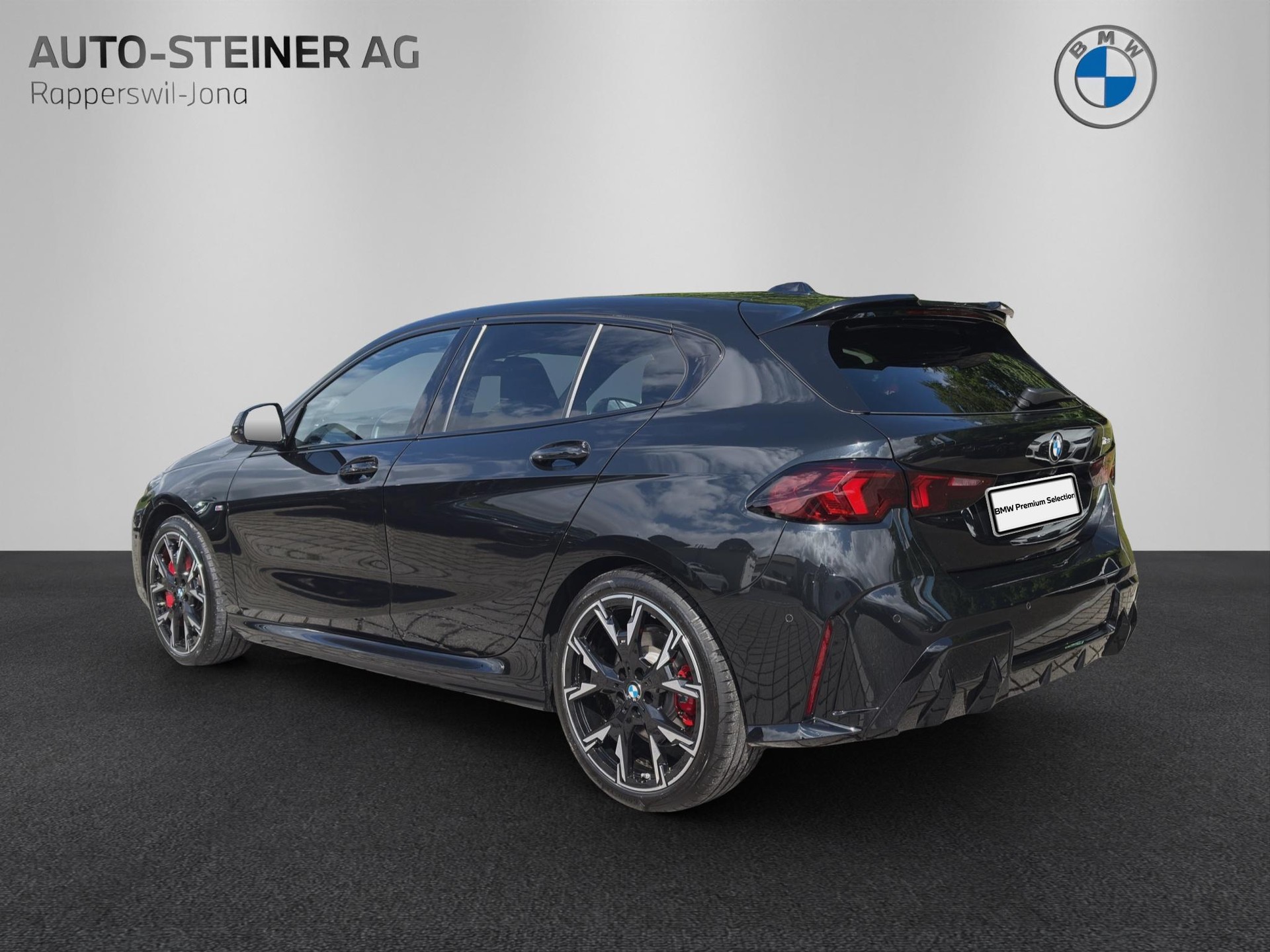 BMW 123 xDrive M Sport Pro Steptronic-showroom-element-2
