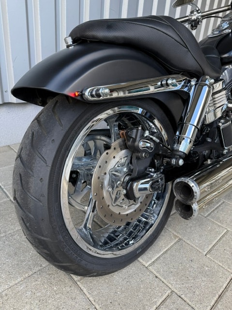 HARLEY-DAVIDSON FXDF Dyna Fat Bob-image-7