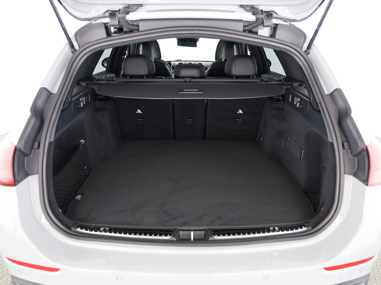 MERCEDES-BENZ C 300 T 4 Matic-image-21