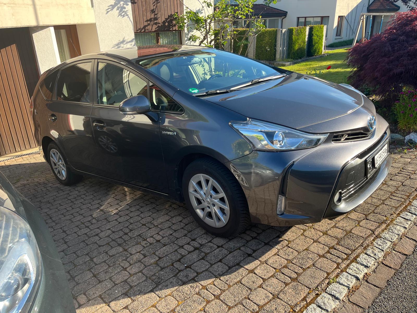 TOYOTA 1.8 VVTi HSD Sol