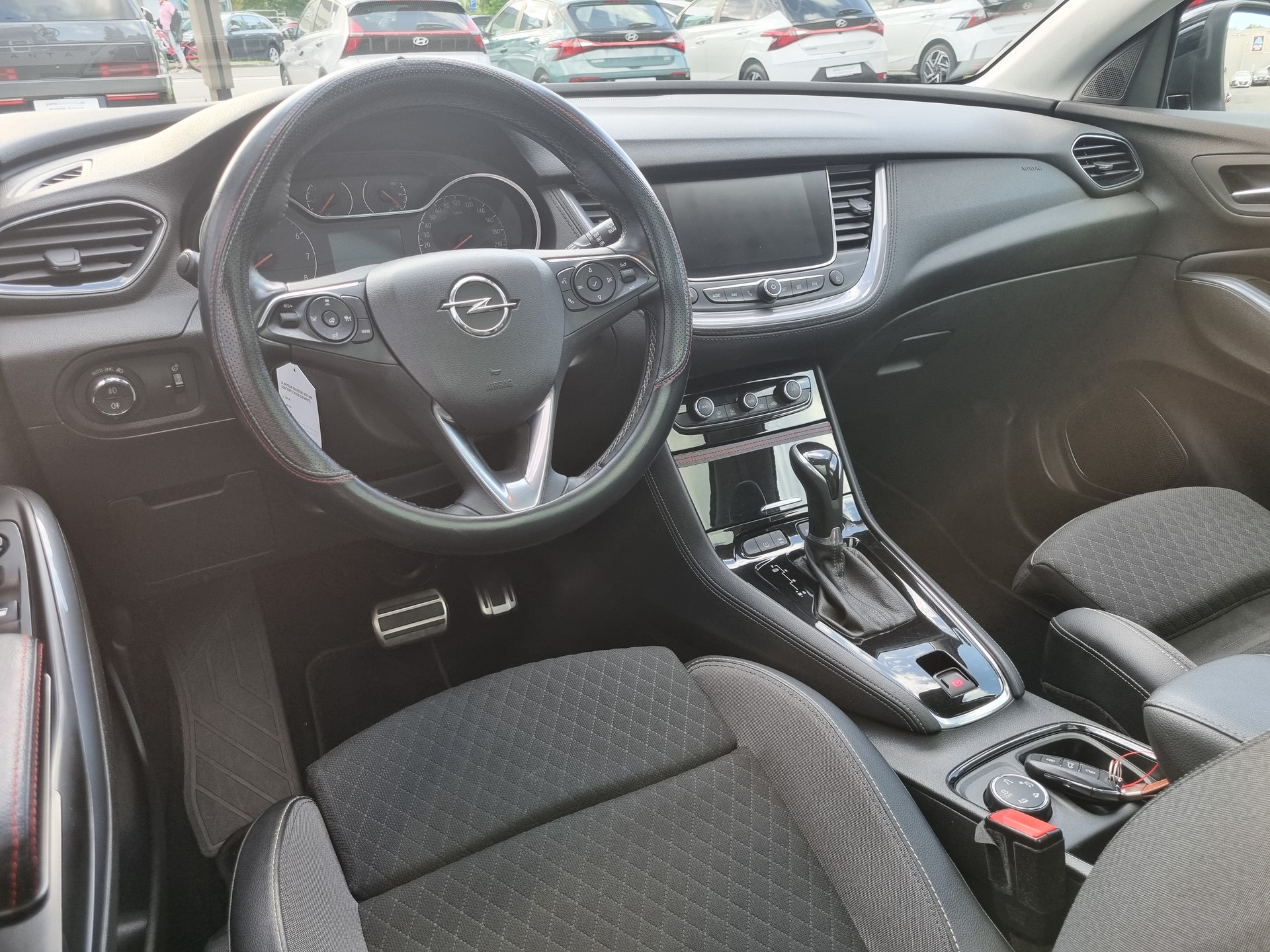 OPEL Grandland X 1.6 TP Ultimate Automatik-image-9