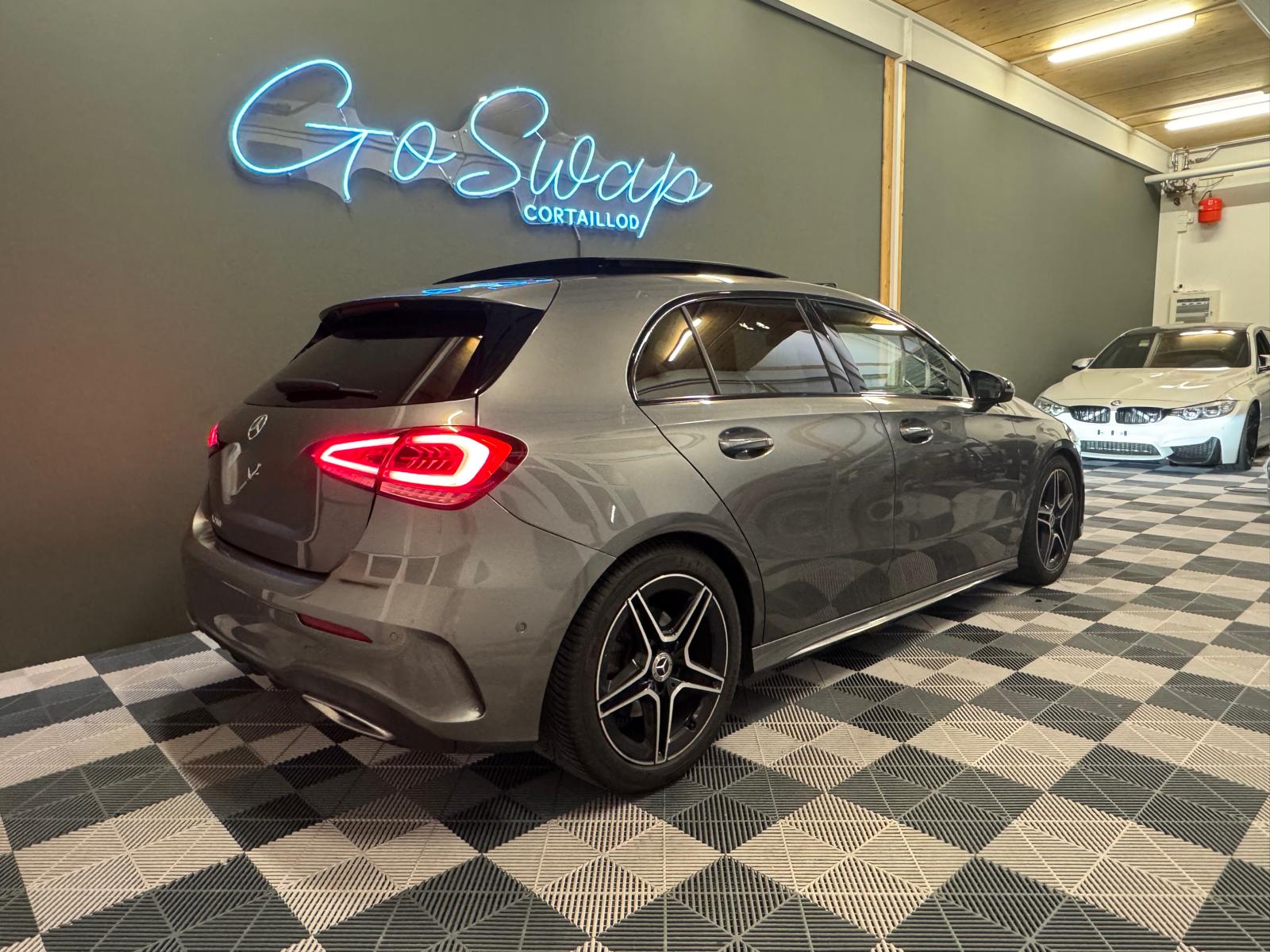 MERCEDES-BENZ A 200 AMG LINE 7G-DCT-image-5