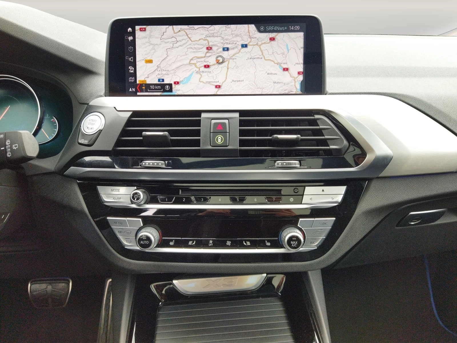 BMW X3 xDrive 20d Individual M Sport Steptronic / CH - Fahrzeug // Panorama // Head-Up Display // Top Ausstattung // 8-fach bereift-image-13