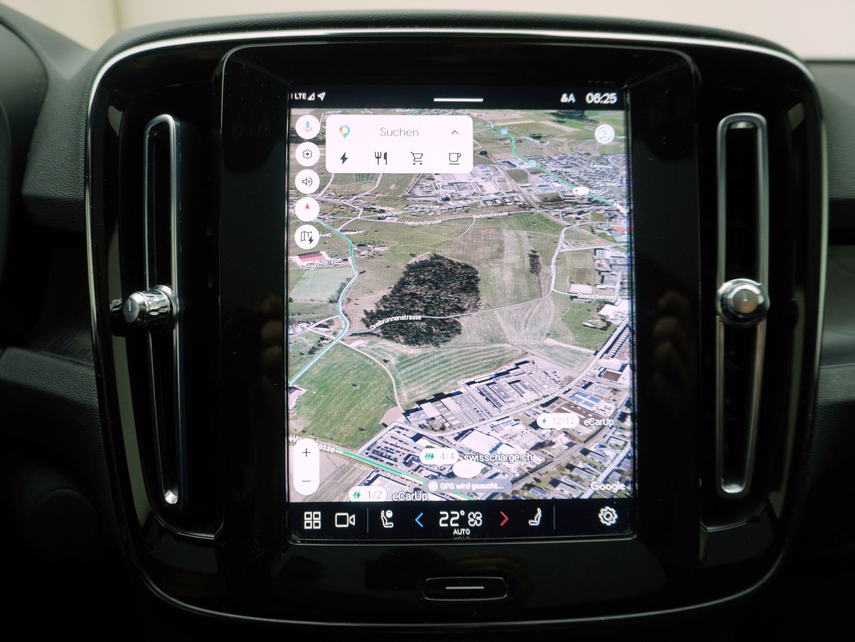 VOLVO C40 P8 Twin Recharge AWD-image-27