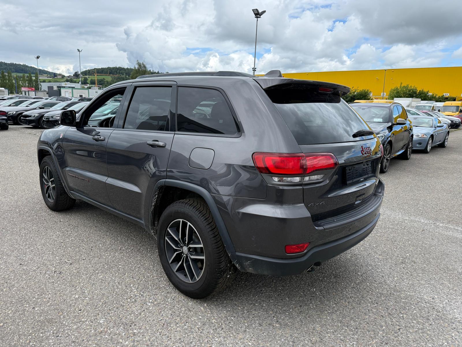 JEEP Grand Cherokee 3.0 CRD 250 Trailhawk-showroom-element-3