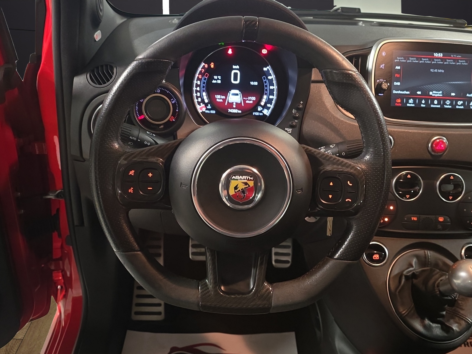 FIAT 595 1.4 16V Turbo Abarth Competizione-image-11