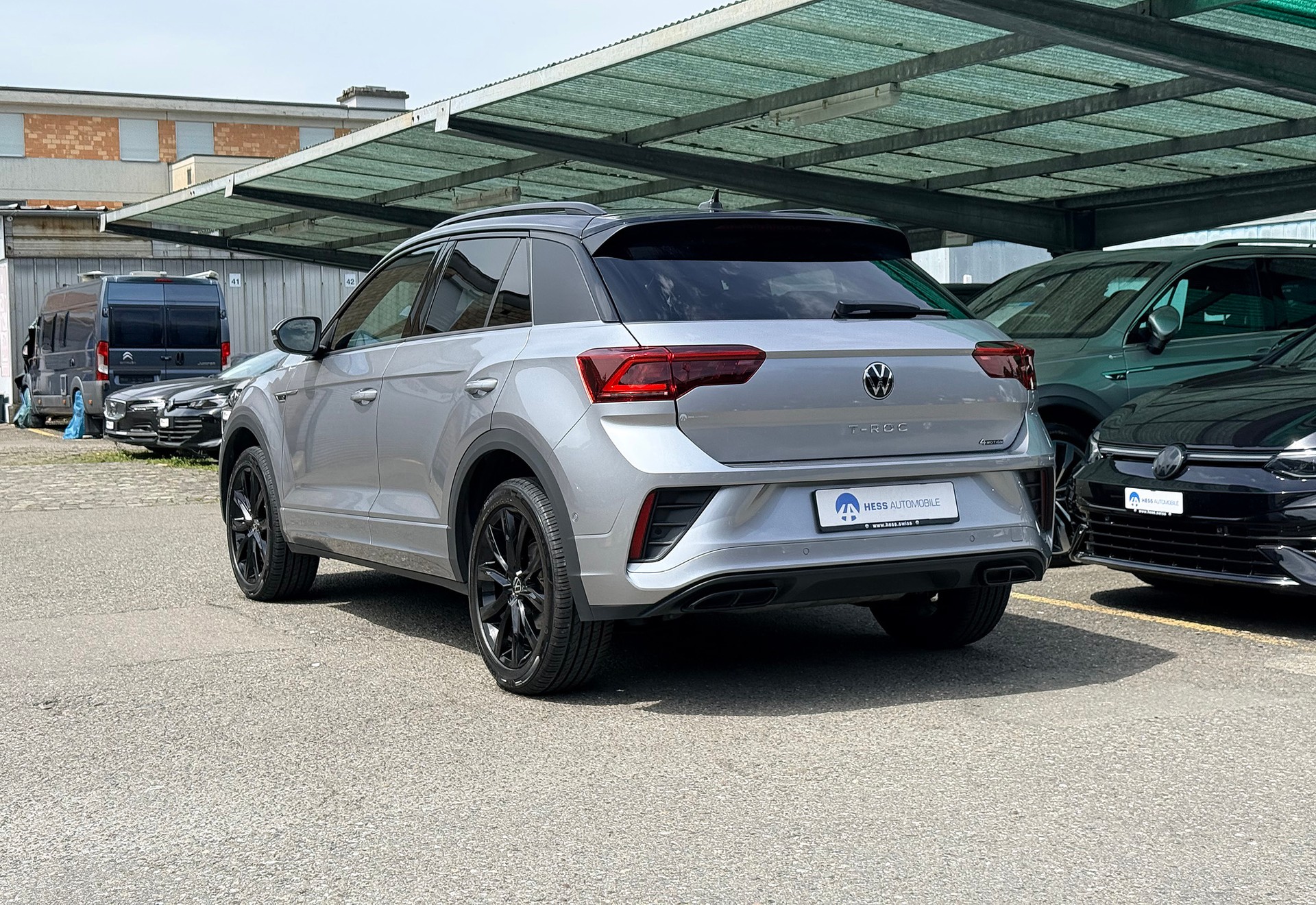 VW T-Roc 2.0 TSI R-Line DSG 4Motion-image-14