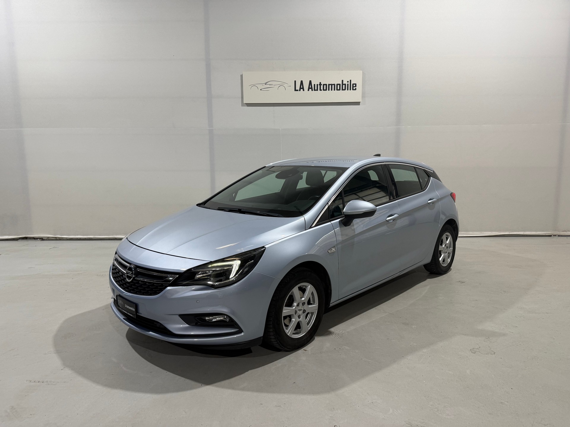 OPEL Astra 1.4i Turbo Excellence