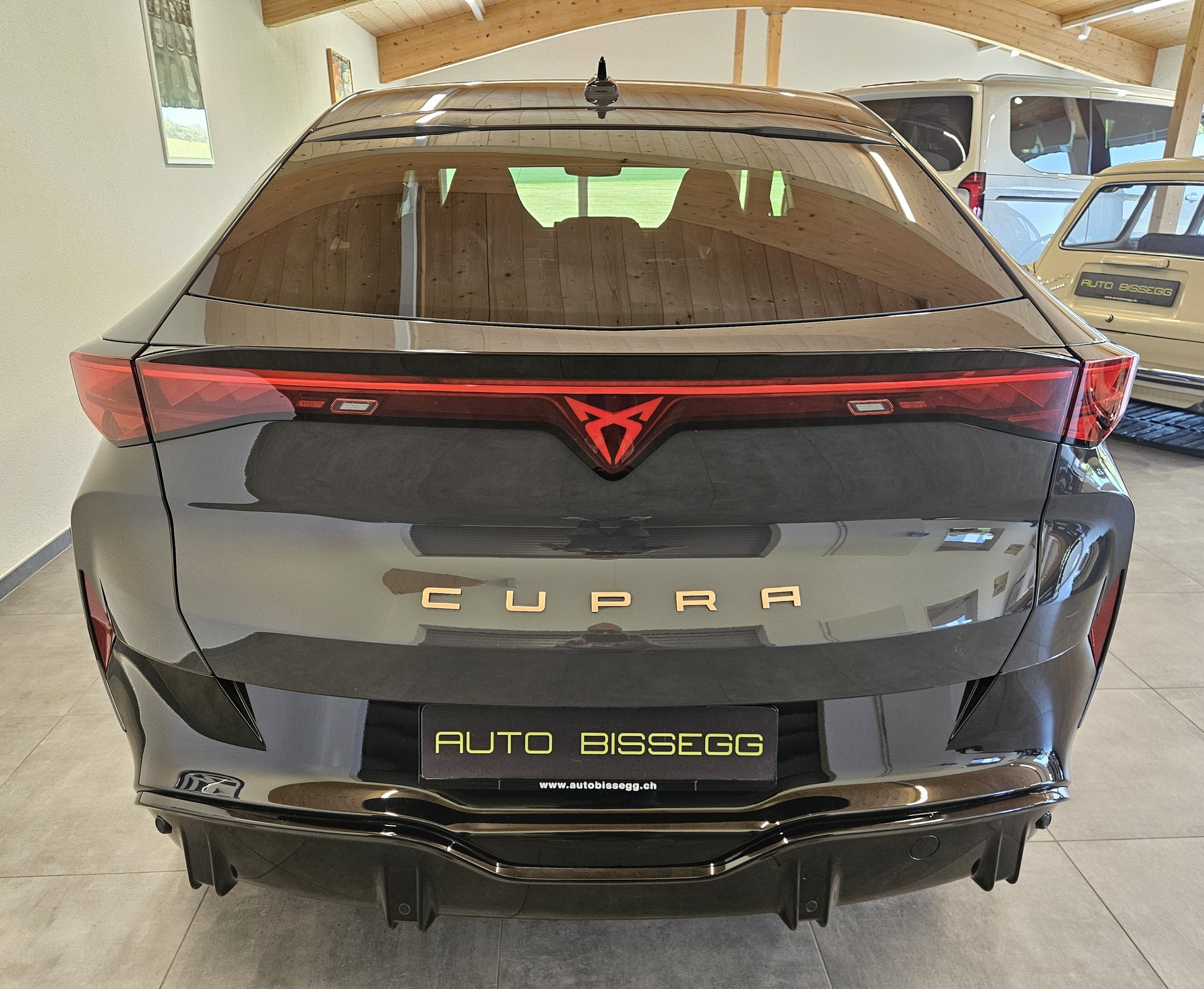 CUPRA Tavascan Type 4 77 kWh Endurance Edge mit Anhängerkupplung-image-6