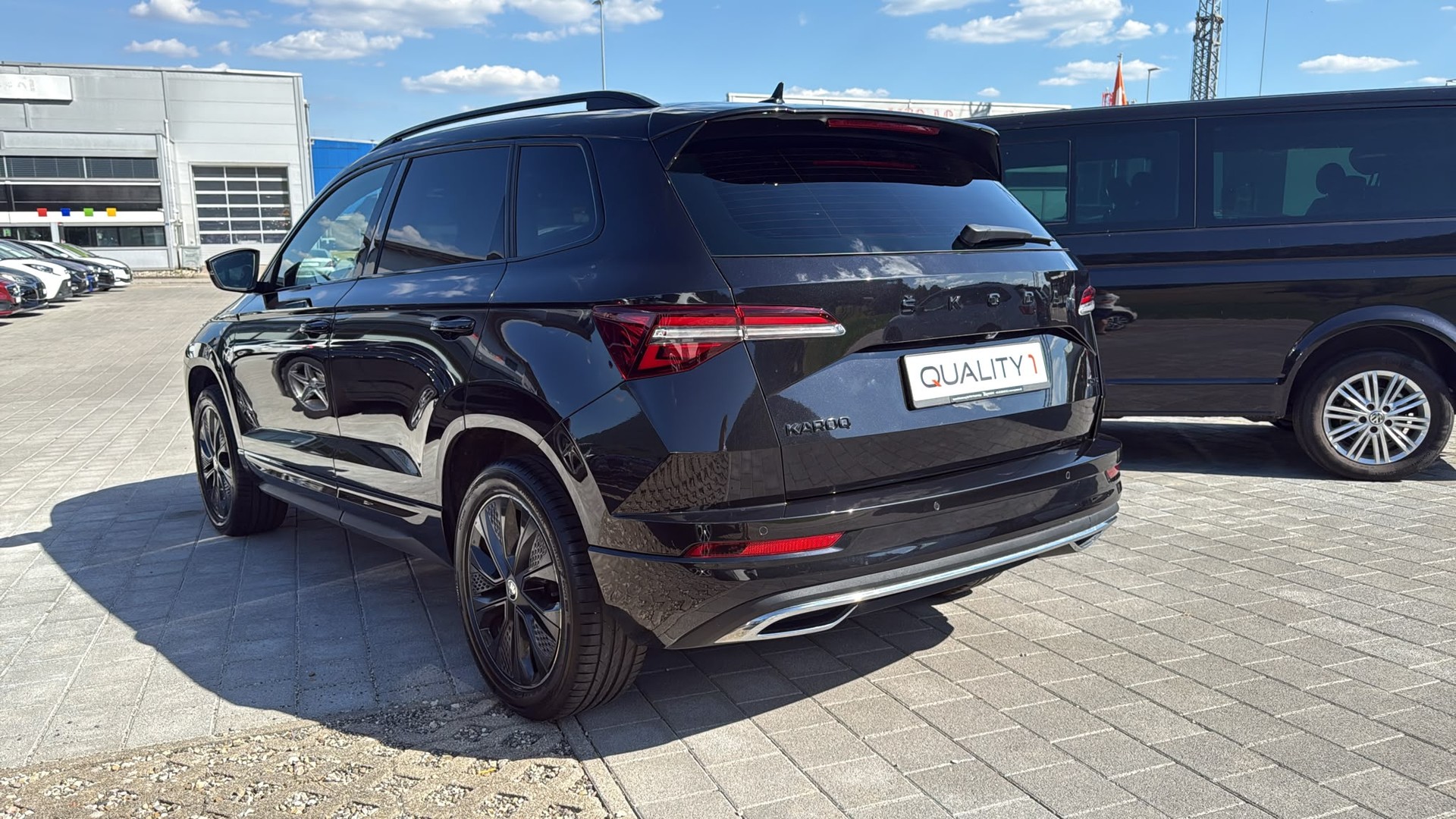SKODA Karoq 2.0 TSI SportLine 4x4 DSG-image-16