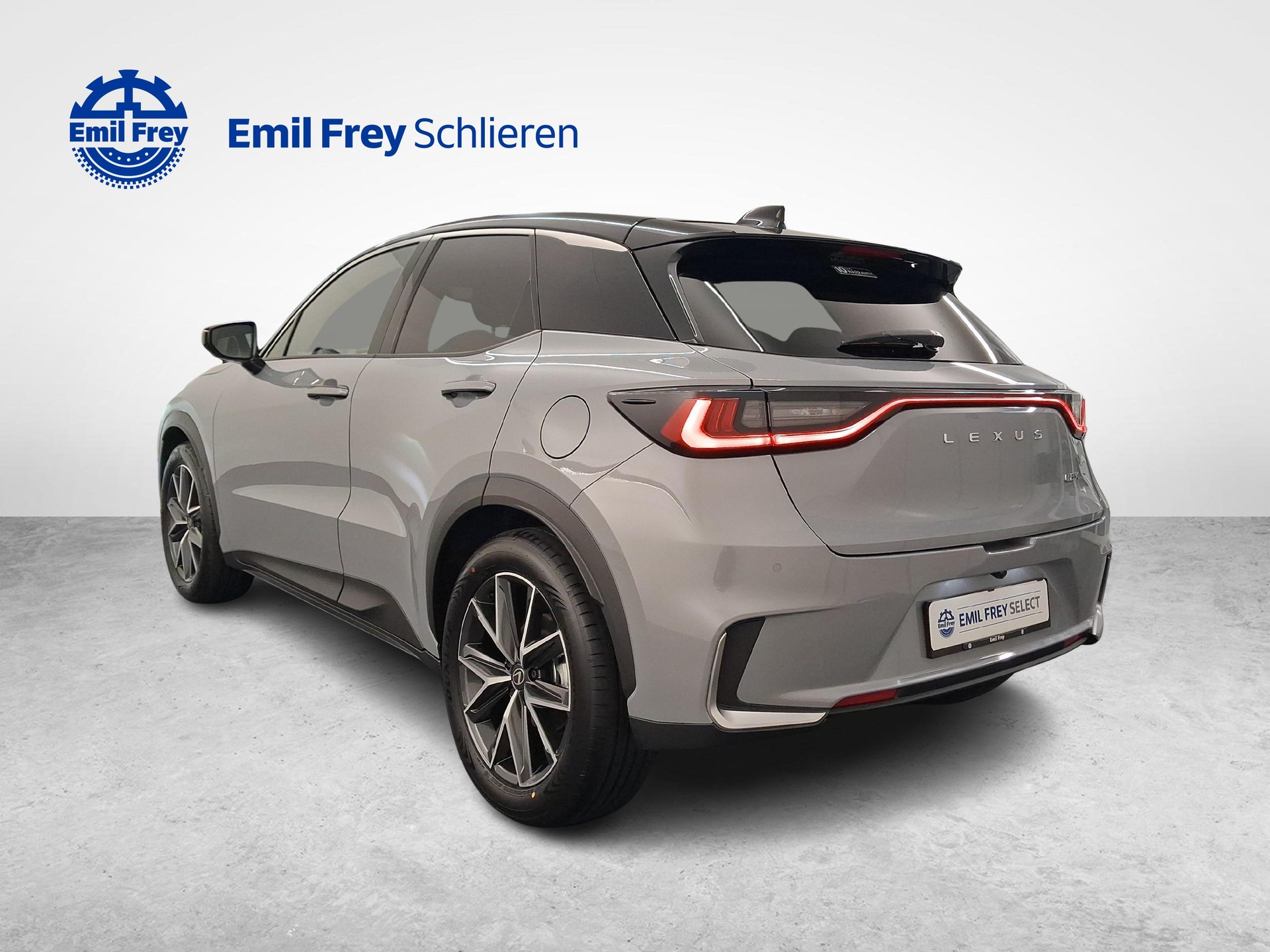 LEXUS LBX 1.5 Hybrid Cool AWD-showroom-element-2