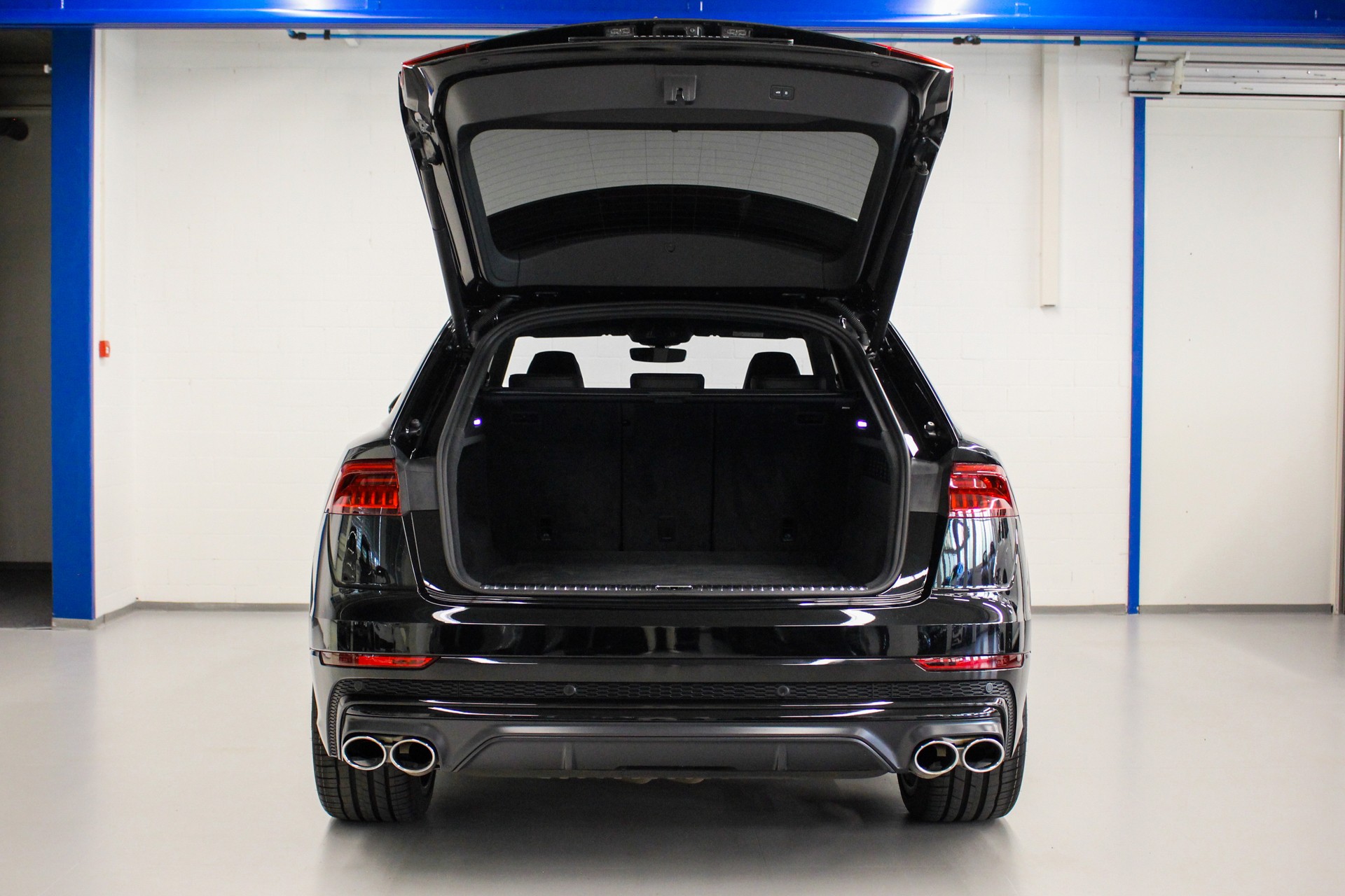 AUDI SQ8 TFSI quattro tiptronic-image-17