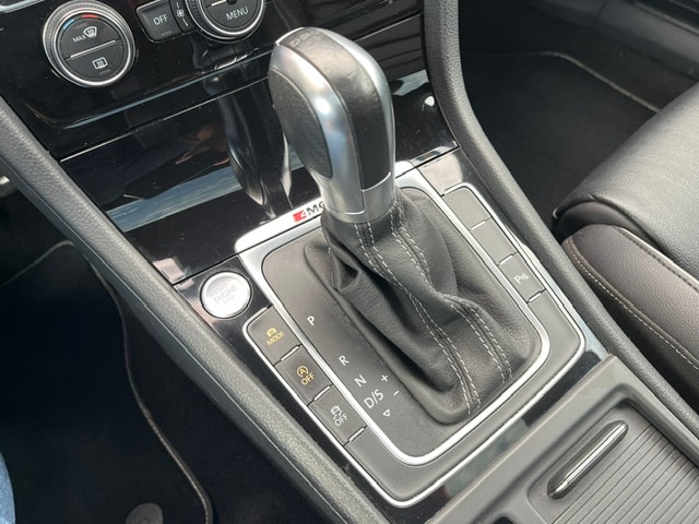 VW Golf 2.0 TSI R 4Motion DSG-image-15