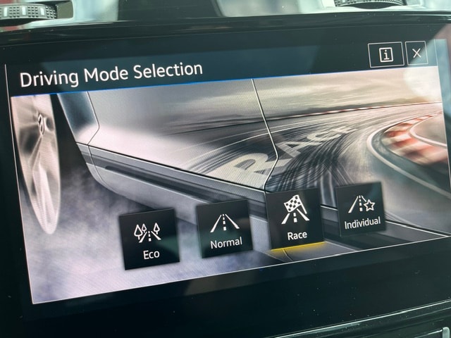 VW Golf 2.0 TSI R 4Motion DSG-image-12