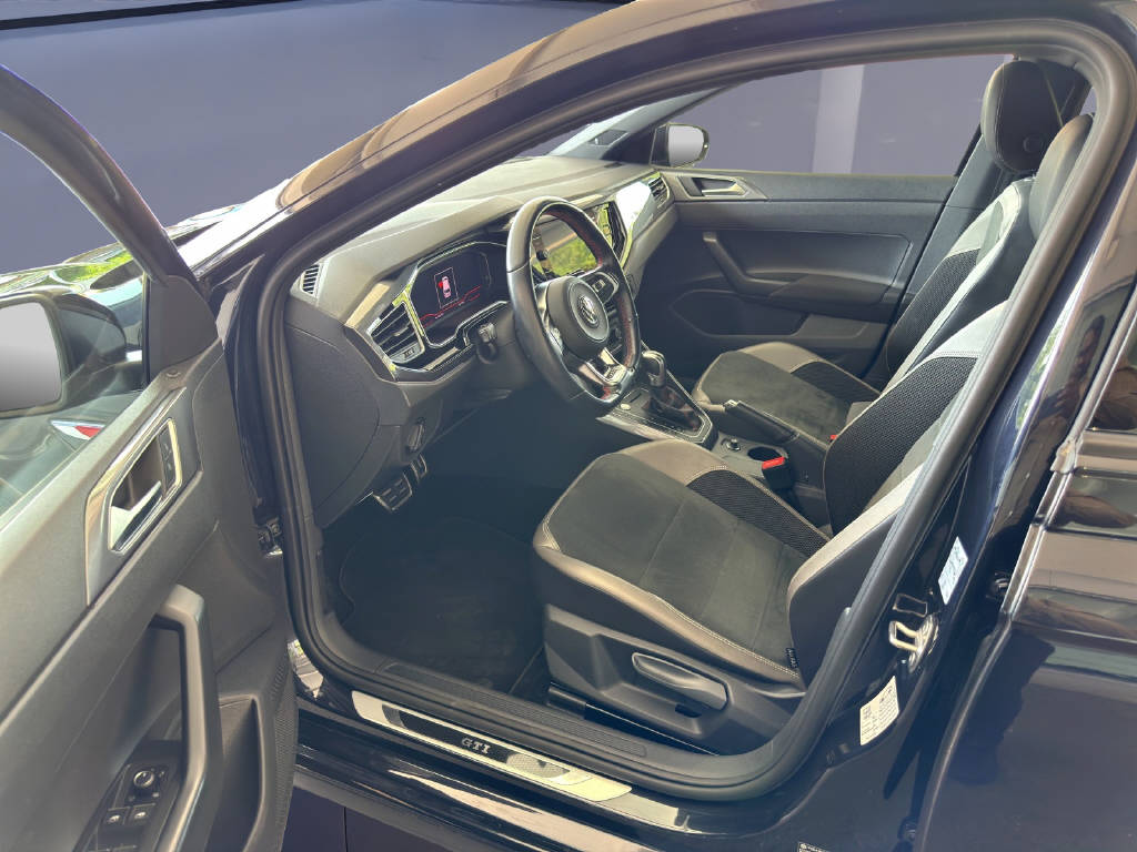 VW Polo 2.0 TSI GTI DSG-image-9