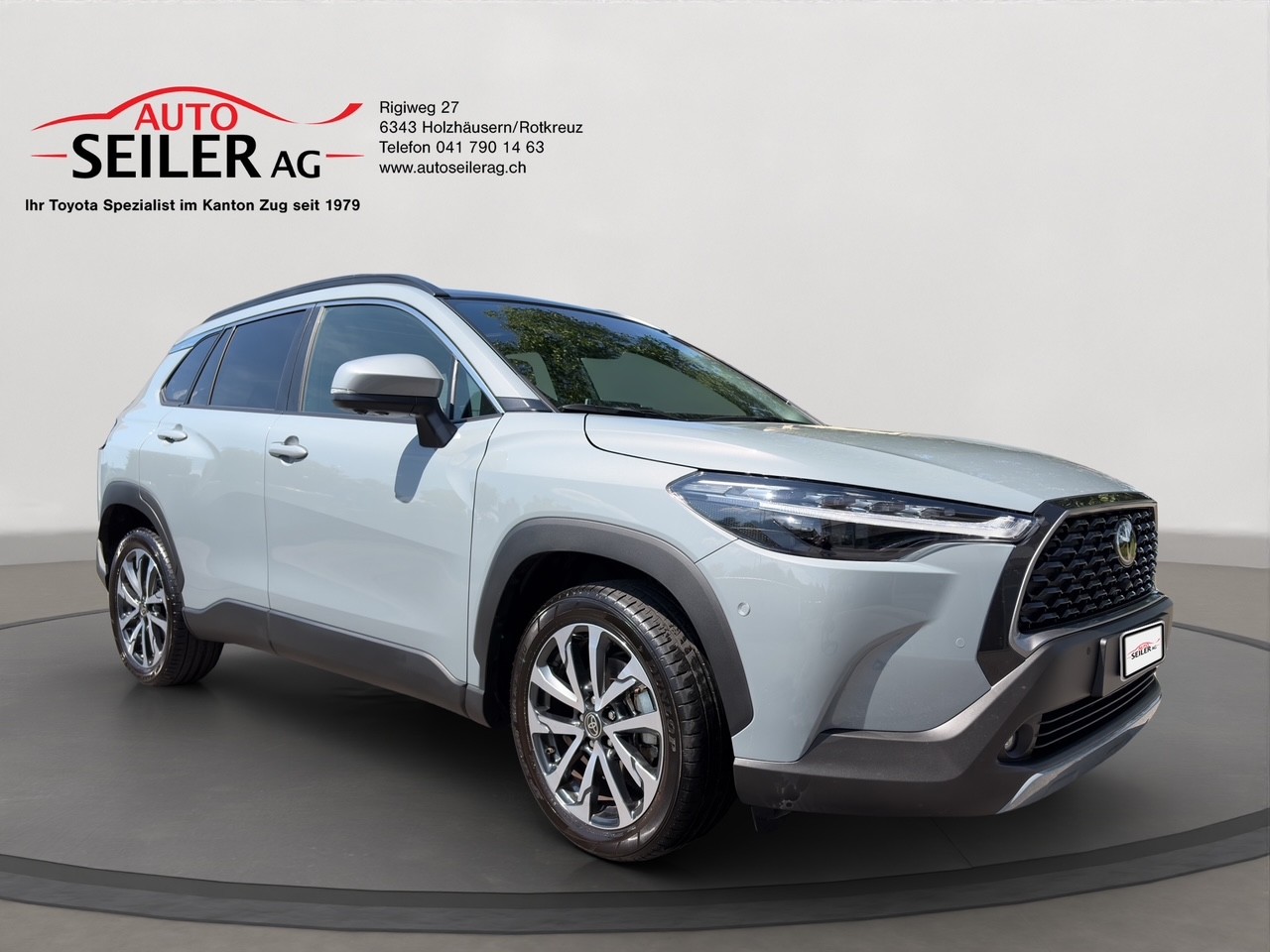 TOYOTA Corolla Cross 2.0 4WD Premium e-CVT-showroom-element-1