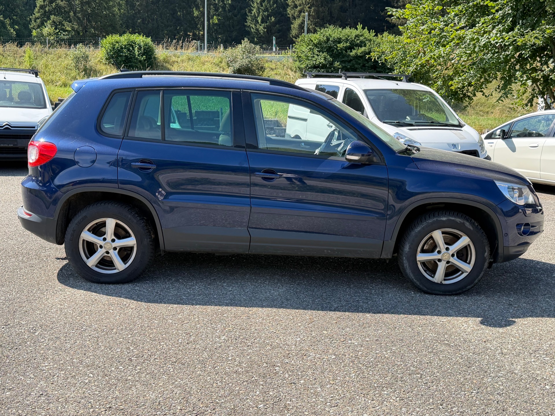 VW Tiguan 2.0 TSI Track&Field Tiptronic-image-1