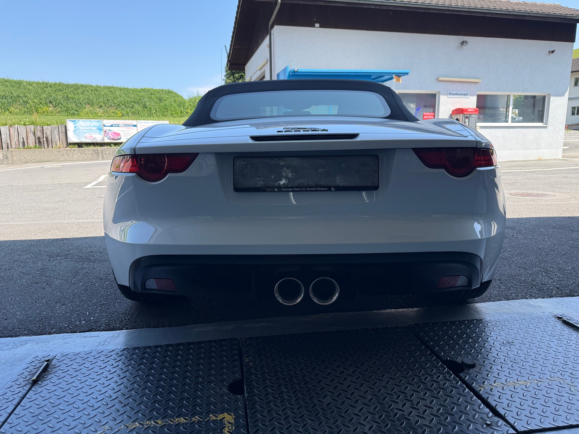 JAGUAR F-Type Convertible 3.0 V6 S/C-image-10
