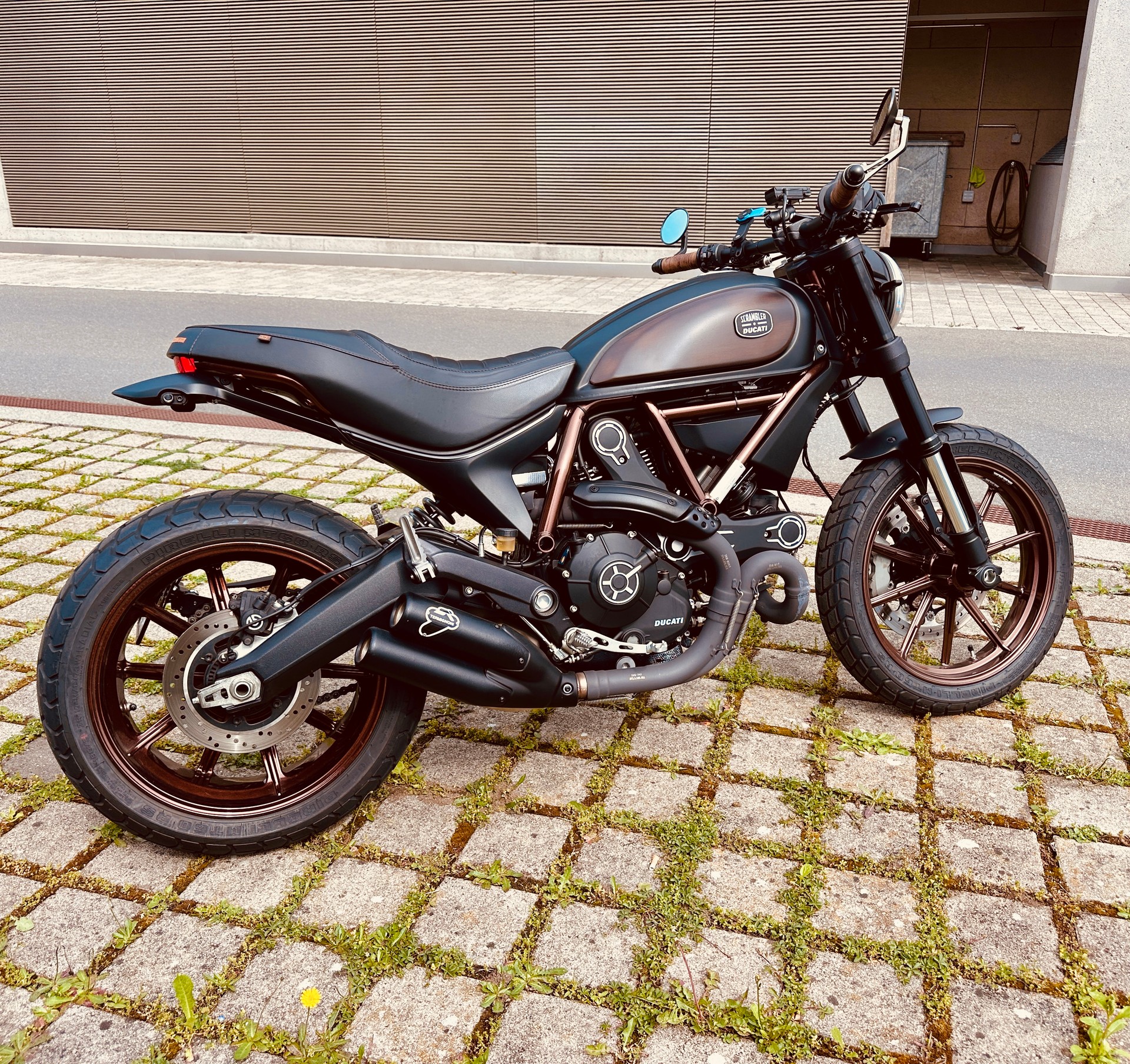 DUCATI Scrambler 800 Italia Independent *EINFACH NUR SCHÖN*-image-1