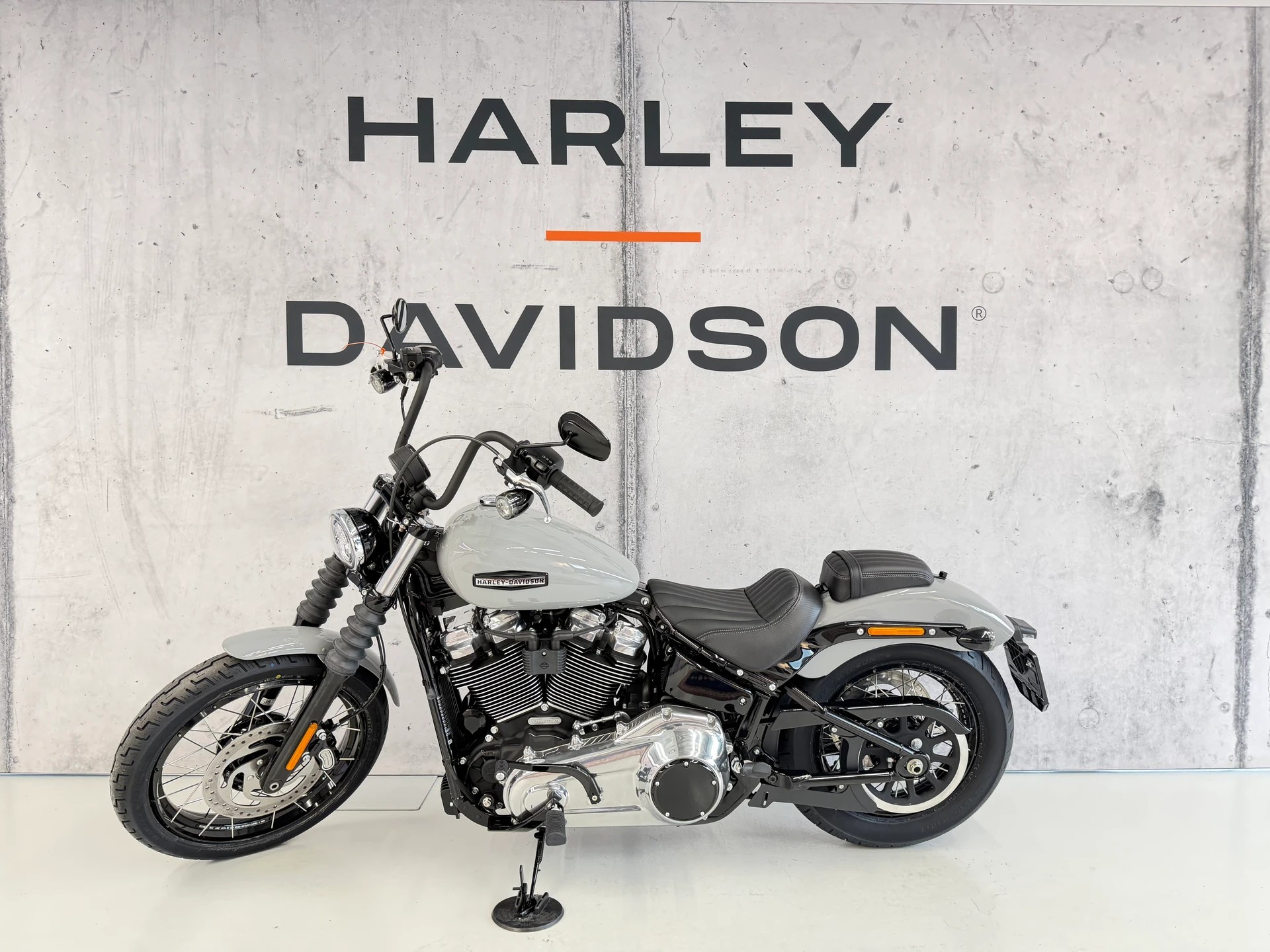 HARLEY-DAVIDSON FXBB Street Bob 117ci-image-3