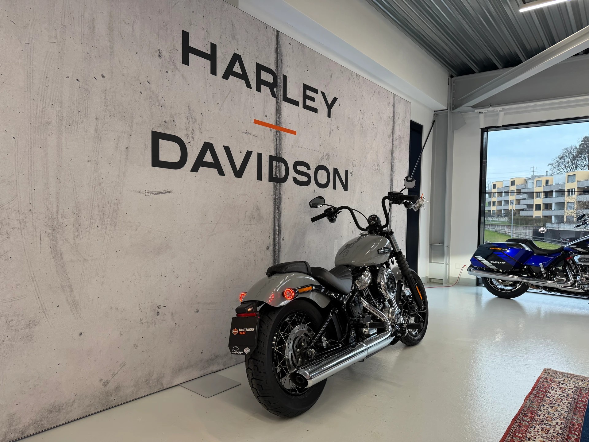 HARLEY-DAVIDSON FXBB Street Bob 117ci-image-2