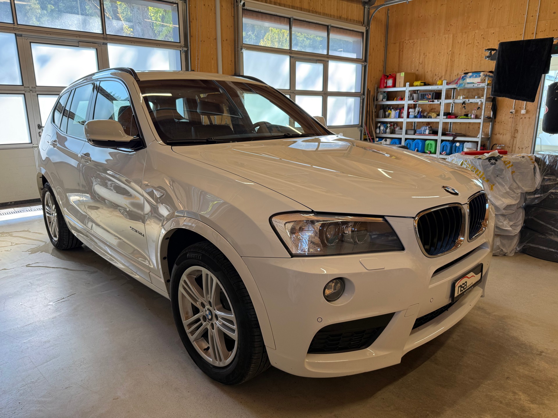 BMW X3 xDrive 20d Steptronic-showroom-element-2