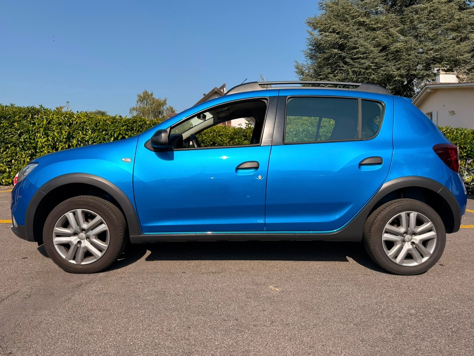 DACIA Sandero Tce 90 Stepway-showroom-element-2