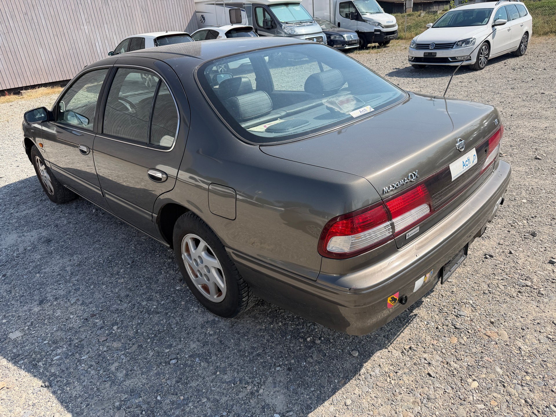 NISSAN Maxima 2.0 V6 Executive-image-3
