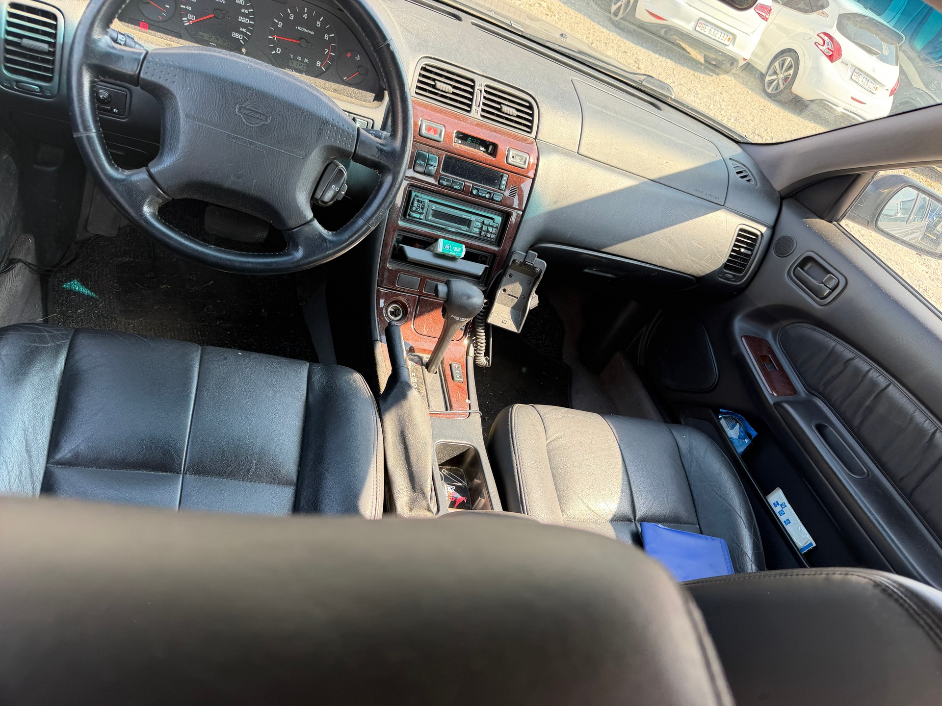 NISSAN Maxima 2.0 V6 Executive-image-4