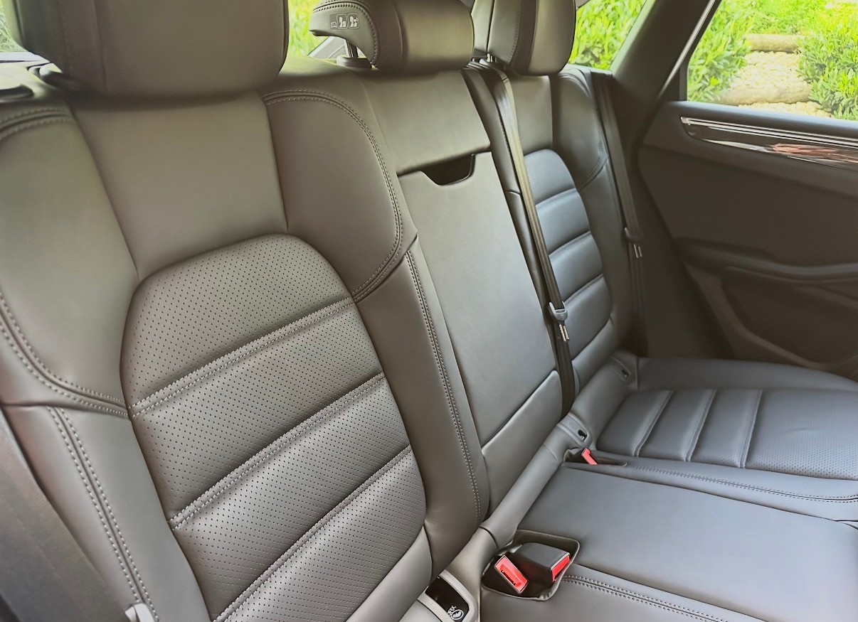 PORSCHE Macan GTS PDK-image-18