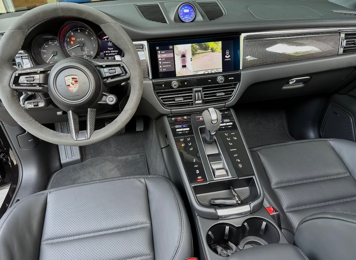 PORSCHE Macan GTS PDK-image-6