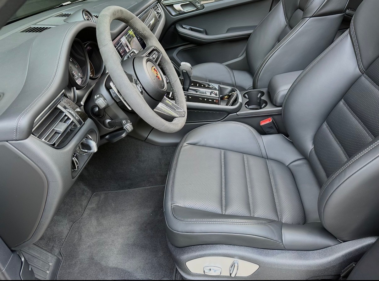 PORSCHE Macan GTS PDK-image-7