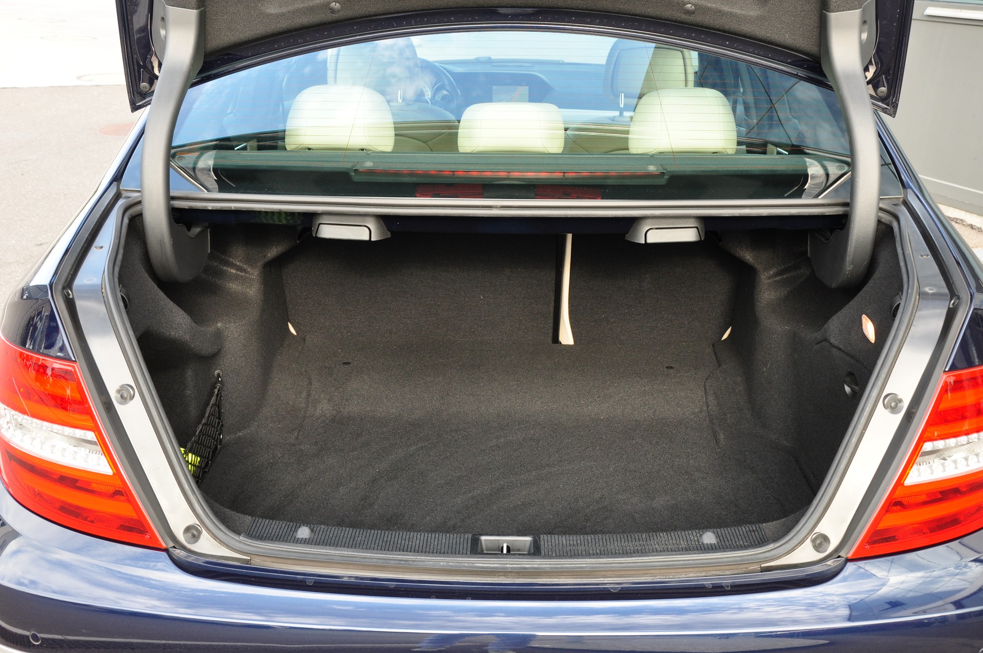 MERCEDES-BENZ C 350 Avantgarde 4Matic 7G-Tronic-image-22