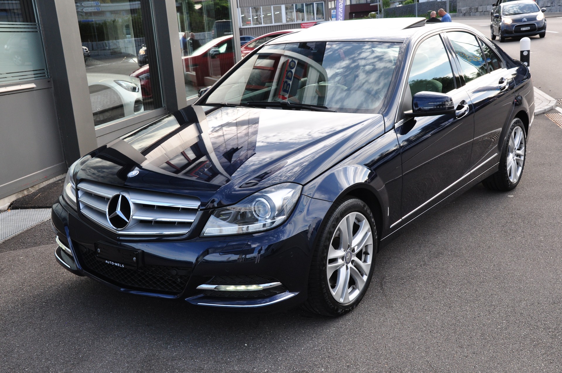 MERCEDES-BENZ C 350 Avantgarde 4Matic 7G-Tronic-image-7
