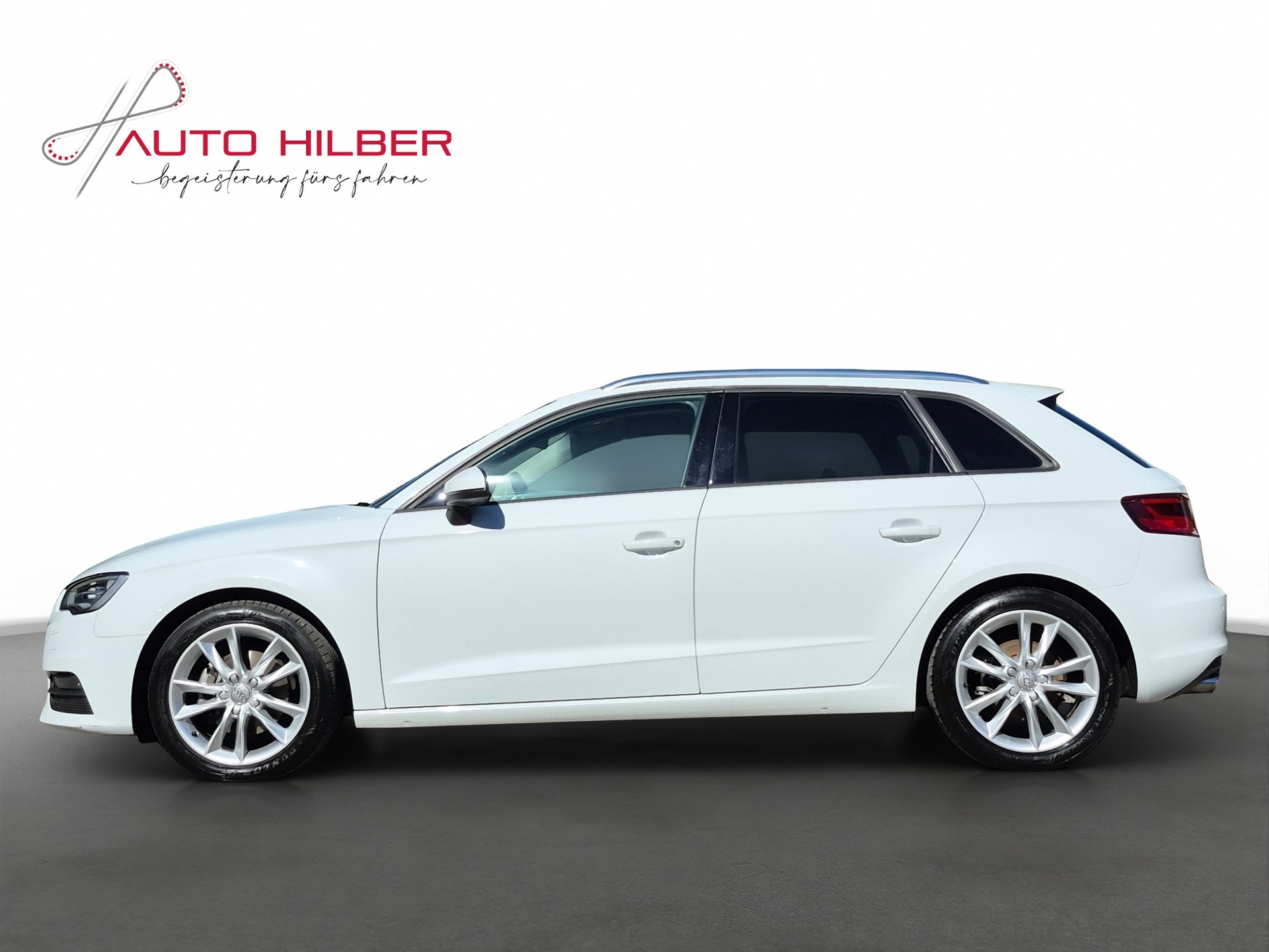 AUDI A3 Sportback 1.4 TFSI Attraction S-tronic-showroom-element-2