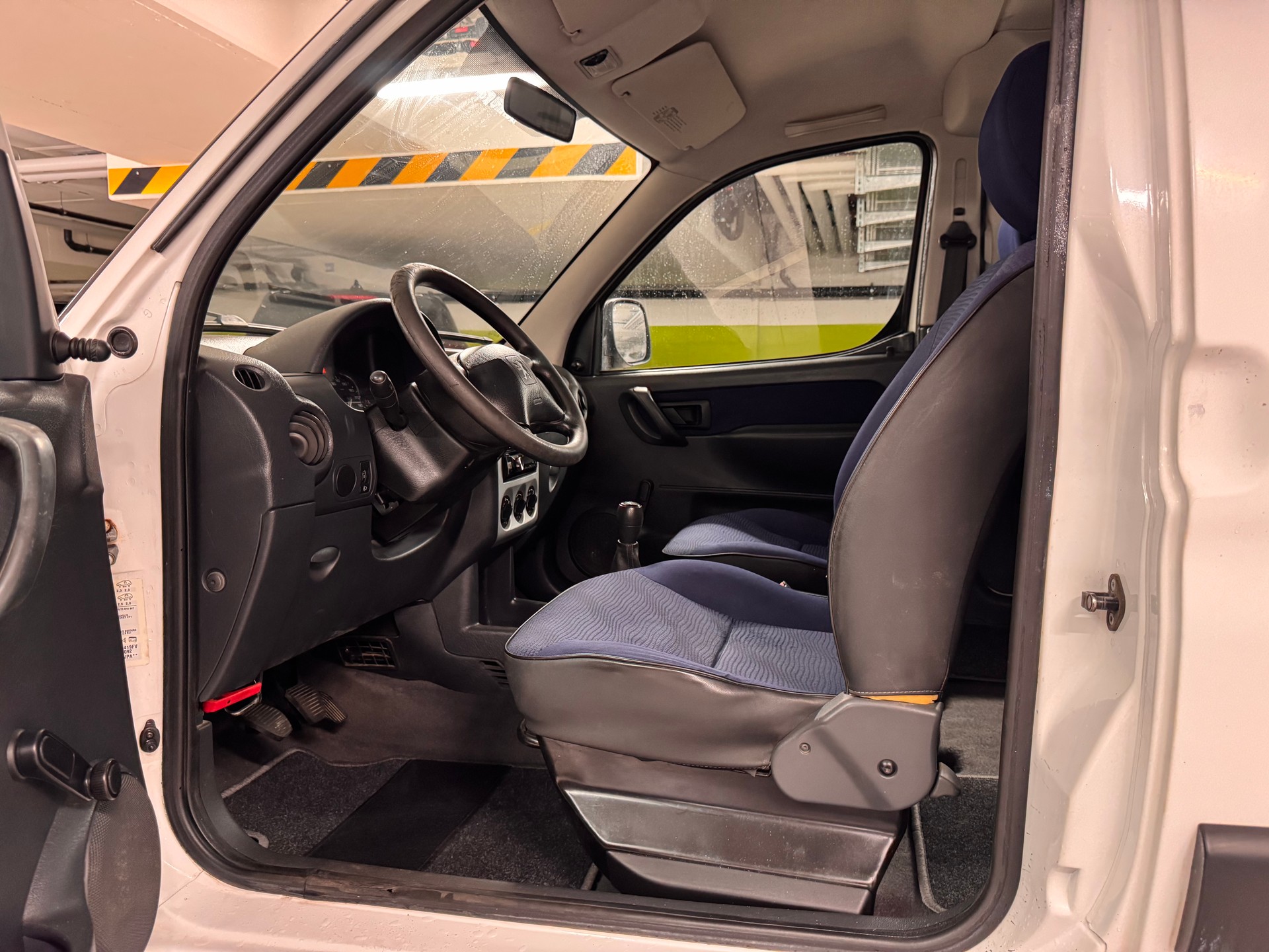 PEUGEOT Partner 1.4 Urban-image-10
